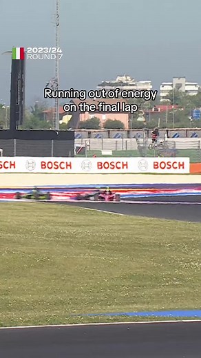 Formula E: The Thrilling Final Lap Showdown