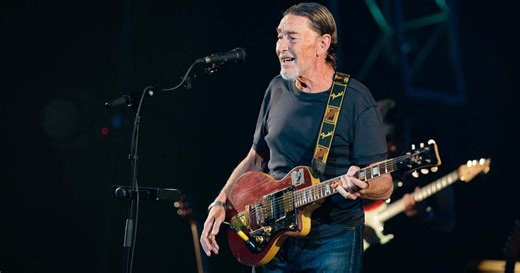 The Story Behind The Song Driving Home For Christmas Is So Heartwarming