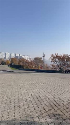 Estátua Mother Armênia no park victory em Yerevan Armênia 🇦🇲