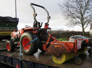 Kubota L3200