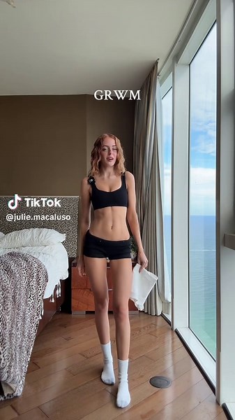 Styling the Perfect White Mini Skirt for Events