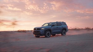 2025 Toyota 4Runner TRD Off-Road Premium Heritage Blue Driving Video