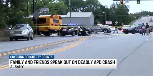 ‘Nobody deserves to pass like this’: Family and friends react to deadly APD crash