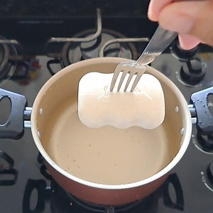 I put soap in hot water. | My Tips Book