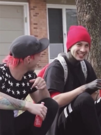 i wanted an excuse to use this song but does anyone else see my vision #clancybearer #twentyonepilotsedit #twentyonepilots #tylerjosephedit #joshler