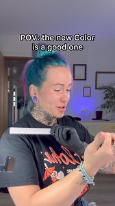 Mein Gesicht, wenn eine neue Liebe entfacht. #jolifin #prettynailshop24 #shellac #nailcomedy #nagelstudio #gelnägel | Pretty Nail Shop 24 - Jolifin