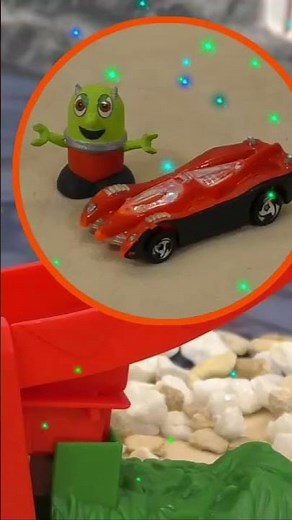 Candi and Rascal Funling compete in Funlings Cars Toy Car Racing Piranha Jump Challenge 🍬🐟 #shorts