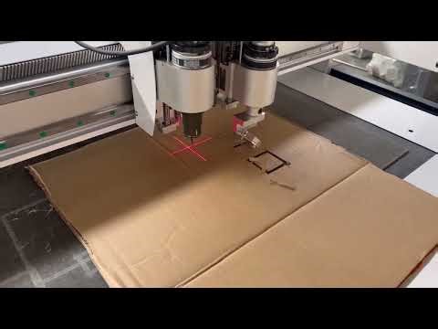2025 Best Automatic CNC Cardboard Cutting Machine