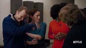 Easy : trailer oficial de la nueva serie de Netflix con Orlando Bloom y Dave Franco