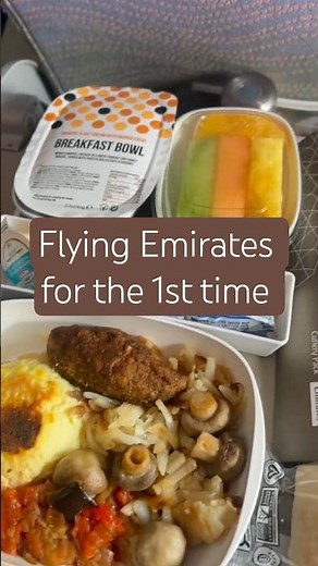 I finally flew Emirates… now I get the hype! Honest Emirates Review