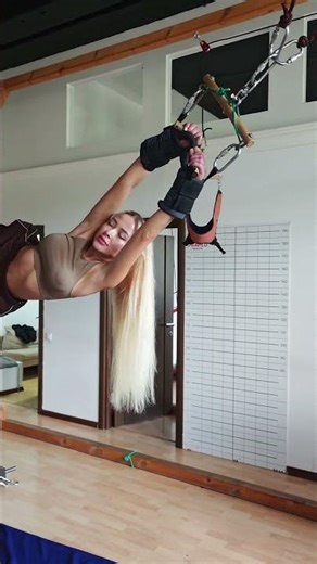 This Aerial Technique is Wild #pravilo #shorts #fitness