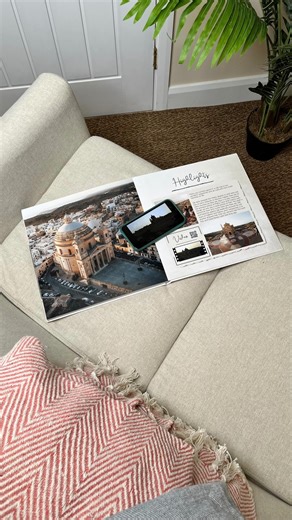 What makes a CEWE PHOTOBOOK special? 🌟 Give your storytelling the ‘wow factor’ with our exclusive video feature that allows you to bring your photo book to life! 🎥✨ Share not just your favourite holiday photos, but also precious videos memories too in your new holiday keepsake! 😍📚 | CEWE