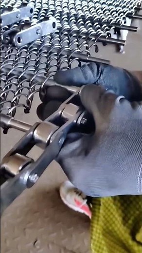Mesh Belt Chain Buckle Installation Step by Step - Good tools and machinery make work easy