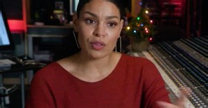 Interview - A Christmas Treasure - Jordin Sparks