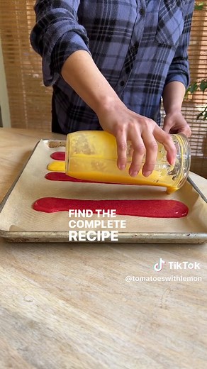 How to Make Mango & Strawberry Fruit Leather