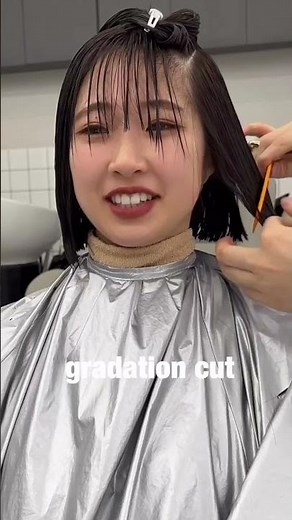 【バッサリカットシリーズ】茶髪ロングヘアをバッサリカット!!茶髪ロングヘアから黒髪ボブに変身動画!