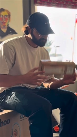 52K views · 21 reactions | KICKR it around in the CORE of NYC  ️ New Roads  New Setup 李 @wahoofitnessofficial . . . #indoortraining #cycling | Louis Hatchwell | Facebook