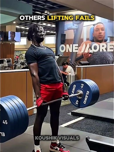 Normal Lifting Fails VS The Lifting Legend 🤨☠️ #Gymfails #shorts
