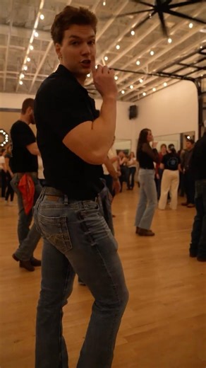 Learn To Line Dance At Peak Nights!