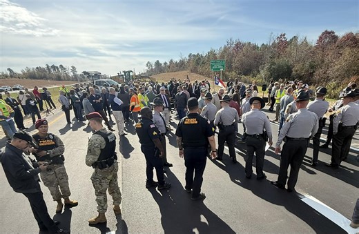 Watch Out Cumberland County NC on Instagram: "🚗 I-295 Grand Opening Ceremony ✂️ 🥳 🛣️ Raeford Rd To Camden Rd Now Open 🎉 The newest stretch of I-295 from Raeford Road to Camden Road is officially open, completing the final missing piece of the outer loop. 🚙 The full loop now runs from the area near Eastover in northern Cumberland County, through Fort Bragg, and down to I-95 South in northern Robeson County. 🚀 This brings faster travel times, smoothe