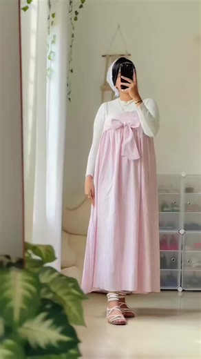 Moon's Collection | RUMPER GOWN WITH GENJI..🤍🌟 ✔️Size and Length: Coustomize ✔️Material: Chinese cotton For More info please inbox us. #moonscollection... | Instagram