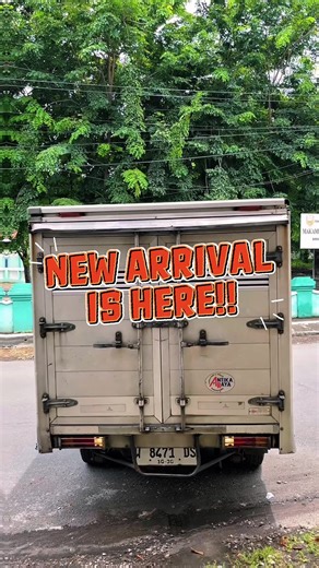 Yesss! New arrival sudah mendarat 😍 Model baru, warna baru, dan pastinya vibe baru buat nemenin hari-hari kamu. Dipakai santai oke, dipakai pergi juga cakep! Buruan cek koleksi terbarunya sebelum kehabisan ya, karena yang cepat dia dapat 😍🫶🏻 Order now🛒 IG : @clarissa_probolinggo WA : 62 821‑4239‑2709 Atau klik linktree yang ada di bio IG🩷 📍Jl. Dr soetomo no 153, Kota Probolinggo. ⏰ 08.00 - 21.00 WIB #OOTD #NongkrongCantik #BestieGoals #OutfitInspo #StyleWithBestie