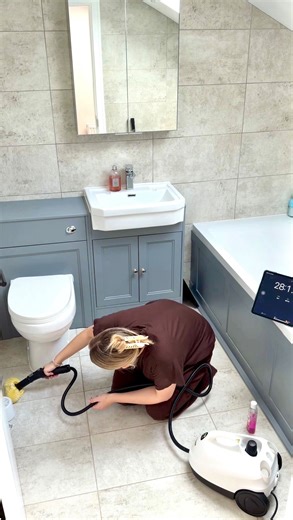 Roo Day on Instagram: "Cleaning the bathroom for real for this week’s one hour speed clean except I have once again been humbled by the timer 🛁✨☁️ #cleaningmotovation #cleaningvlog #bathroomdeepclean #deepcleaning #cleaning"