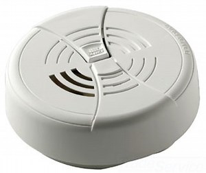 First Alert FG250B Standard 9V Smoke Detector