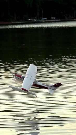 Exploring the Skies: Flying the NEW Cessna 182 on Floats