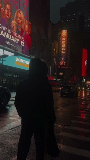 Dimitri Coachi on Instagram: "Start a business in 2025 ⬇️ with nothing but your phone—here’s the fast, beginner-friendly stack I use. Comment “CORE” to learn how to make money online. 🧠 Idea? — ChatGPT Prompt it for 5 problems in your niche and a simple product to solve one of them. Pick the clearest promise. Name? — Namelix Generate brandable options, check availability, and pick something short and memorable. 🌐 Domain? — Namecheap Grab the .com (or .co) and forward it to your storefront link