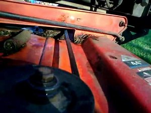 how to put mower deck on a 1994 Simplicity Broad Mower