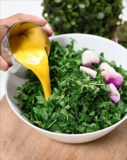 1.8M views · 16K reactions | This Methi (Fenugreek leaves) recipe is so delicious, even kids will eat it easily. You'll love it! :) | Papa Mummy Kitchen | Facebook