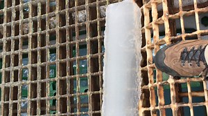 Mackinac Bridge closed Tues. for falling ice