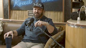 Some of those 80's country cuts got a bit filthy! Always a good time when my buddy Mark Wills stops by the bus to catch up! Listen to the latest episode - out now! https://bit.ly/TLRHMW | Tracy Lawrence