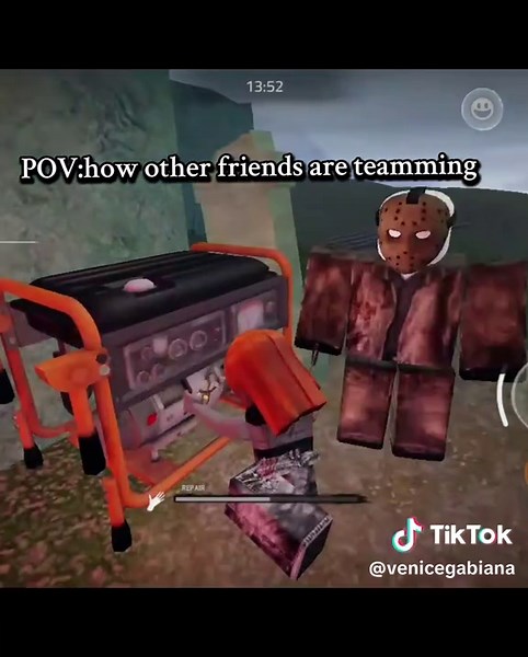 Friendship Dynamics in Roblox Team Play