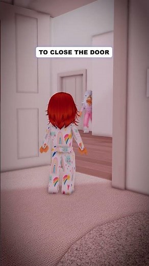 Daddy, Grandma Scares Me… 😱 #robloxstory #berryave
