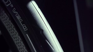 20K views · 212 reactions | Equilibrio perfetto e prestazioni bilanciate. #RaceYourself con Pirelli PZero Velo bit.ly/VeloPZero | Pirelli | Facebook