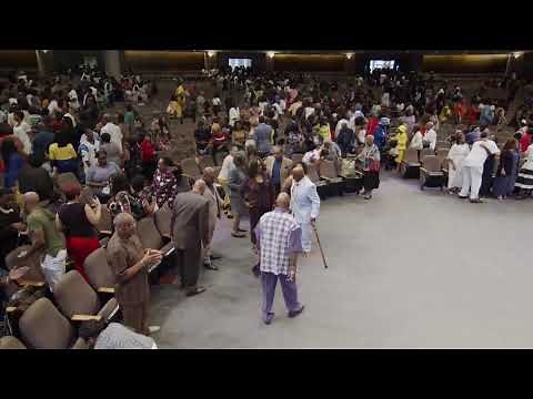 BEFORE I LET GO - Pastor Jamal Bryant Live at New Birth