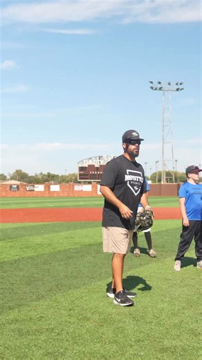 1.5K views · 88 reactions | Working with players in Elk City, Oklahoma — showing them how to flow with the throw and let the body work naturally behind it instead of forcing the arm. If you’d like me to work with your player online or come out to your city for an Infield Camp, send me a DM or email  MoyStyle33@gmail.com Video Credit: @jayvisuals.1 #MoyStyleBaseball #InfieldWork #FlowWithTheThrow #fblifestyle | MoyStyle Baseball | Facebook