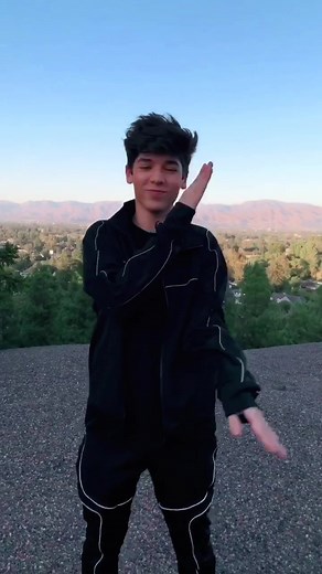 i am the broken clock. #foryou #foryoupage