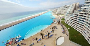 Guinness reconhece maior piscina do mundo, que tem 1km