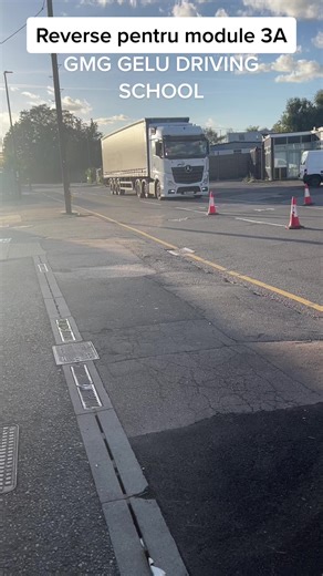 GMC Truck Driving School Training Session Overview