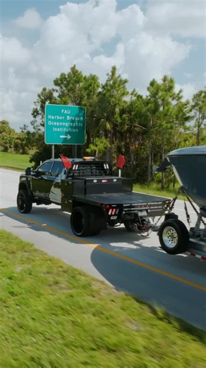 You don’t move yachts worth millions without a brake pump/actuator you can trust. That’s why our rigs run @deutschehydraprousa — built for control, built for confidence. | Palmetto Yacht Management