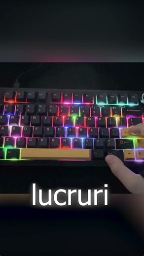 Cea mai COMPETITIVA TASTATURA