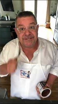 Chocolate Eclair Cake- 4 Ingredients I love making this chocolate eclair cake because it’s easy,