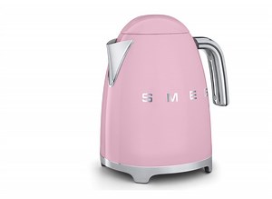 15 Retro Kitchen Appliances That'll Transform Your Space