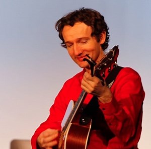 Irish Music Accompaniment on Guitar using DADGAD Tuning - OAIM