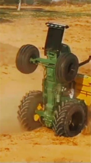 tractor🚜🚜 stunts##video 😁🥺😜🥸