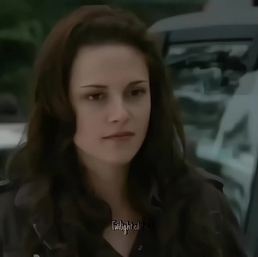 Edward Cullen and Bella Swan Moments in Twilight Saga