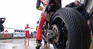 #BritishGP: MotoGP™ Qualifying 2